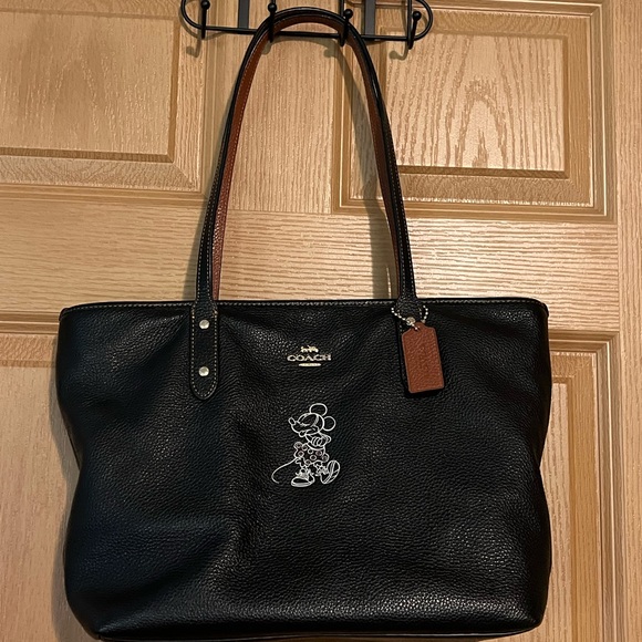 Coach Disney Minnie Mouse Handbag - Picture 1 of 6